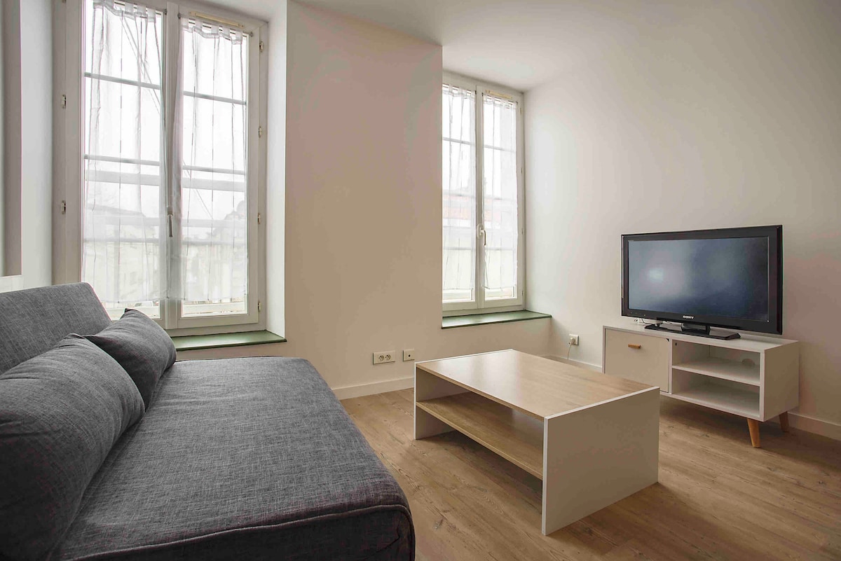 Airbnb con migliori performance: Downtown - Close to train station a Angoulême