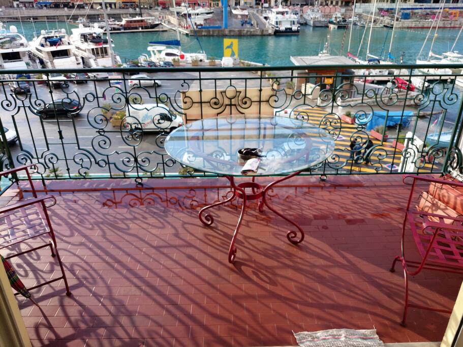 balcon sur le vieux port