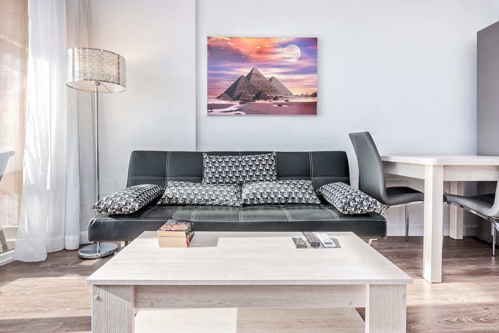 Salón con Sofa