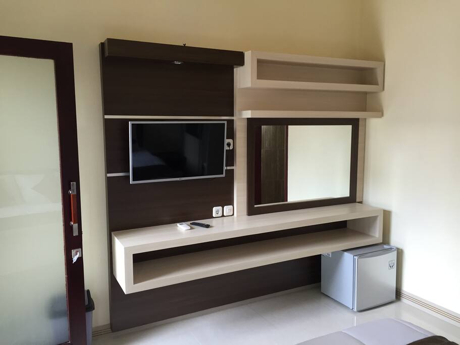 wardrobe and tv