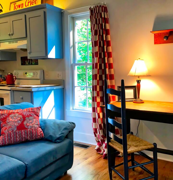 Blount Springs Cottage Loft Apt. Cottages for Rent in Hayden, Alabama, United States