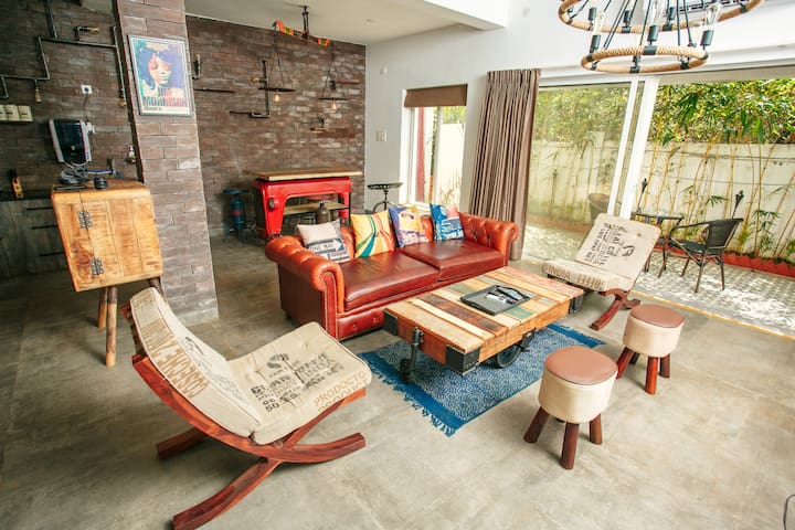The Jack Daniels Villa with Terrace Near Vagator!