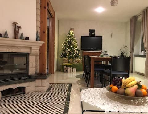 entire house 150 m2 of charm in a quiet area
