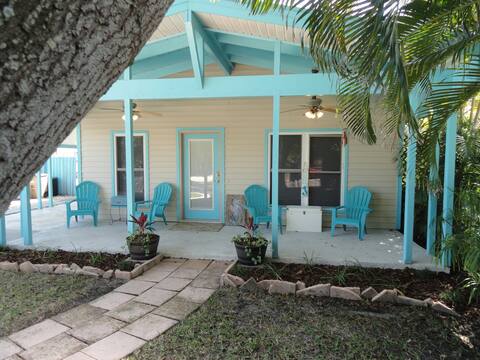 Private Heated pool/spa home!