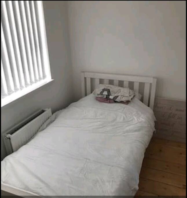 single room perfect to rent on your own or with the double room.