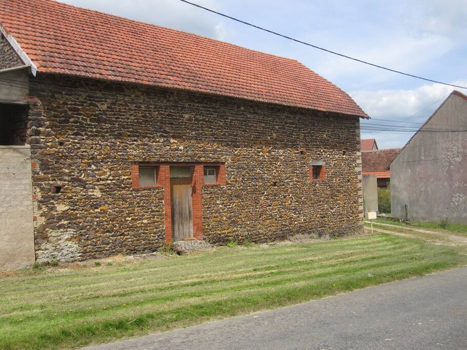 entrée de la cour