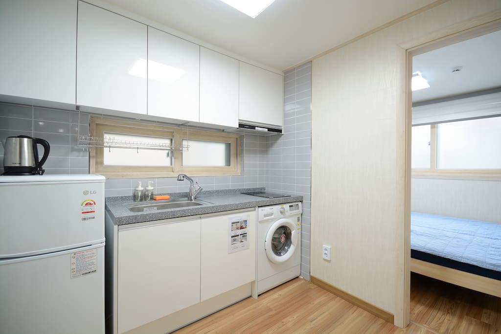 facilities-washing machine,refrigerator,Mini-kitchen