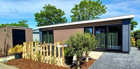 Luxe Beachhouse at 5-star seaside vacation park