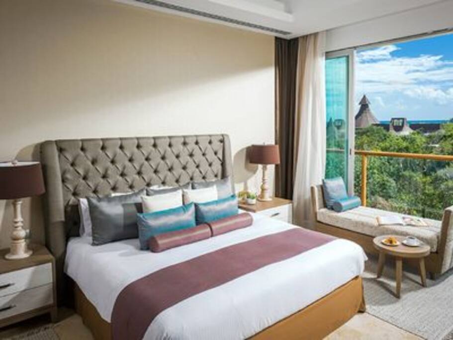 Comfortable King sized beds with pillow menu.