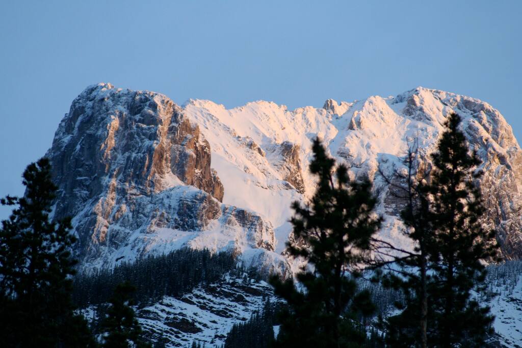 Local area - Three Sisters