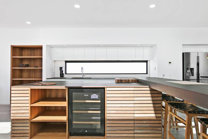 Apollo Bay Beach House gallery image 2