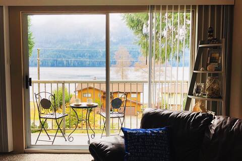 Spectacular ocean views,  The Lighthouse Reach
