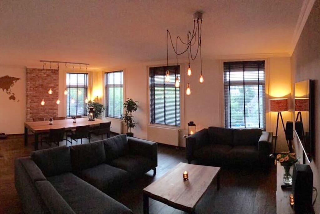Living room with Hue led-lightning