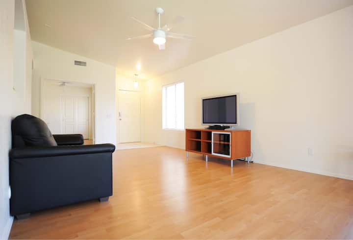 Beautiful Home In Chandler Ocotillo - Chandler, AZ