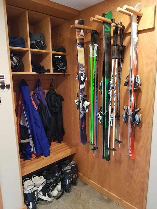 Boot ski room