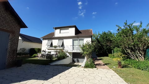 Bright house 2 km from downtown Rouen