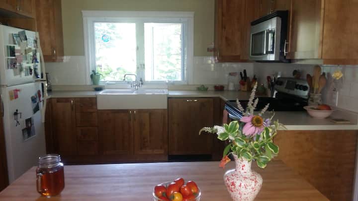 Comfortable, Peaceful Home :) - Fredericton