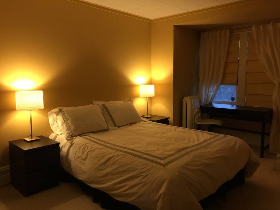 Queen Bedroom on 3rd floor