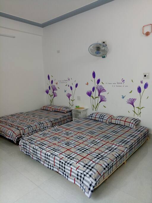 Lotus room w/ 2 large beds