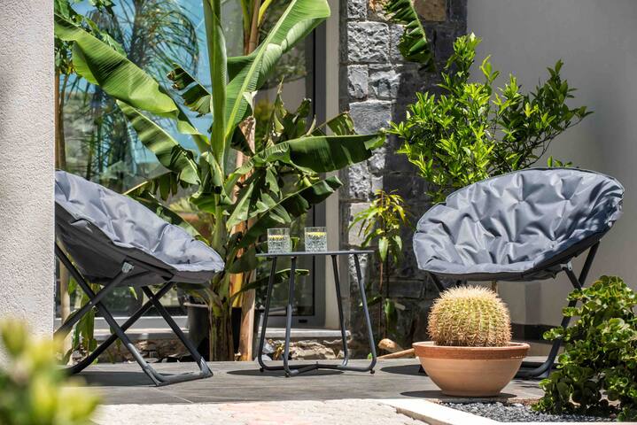 Opsis Luxury villa with swimming pool gallery image 2