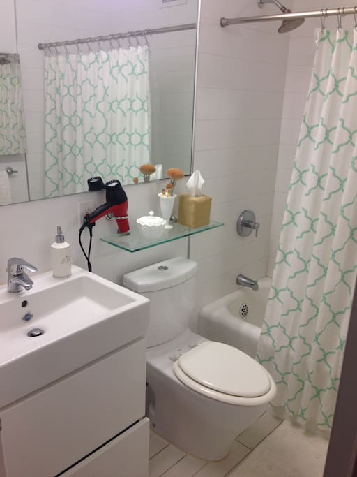 Full-size bathroom, hair dryer, plenty of towels included for your stay