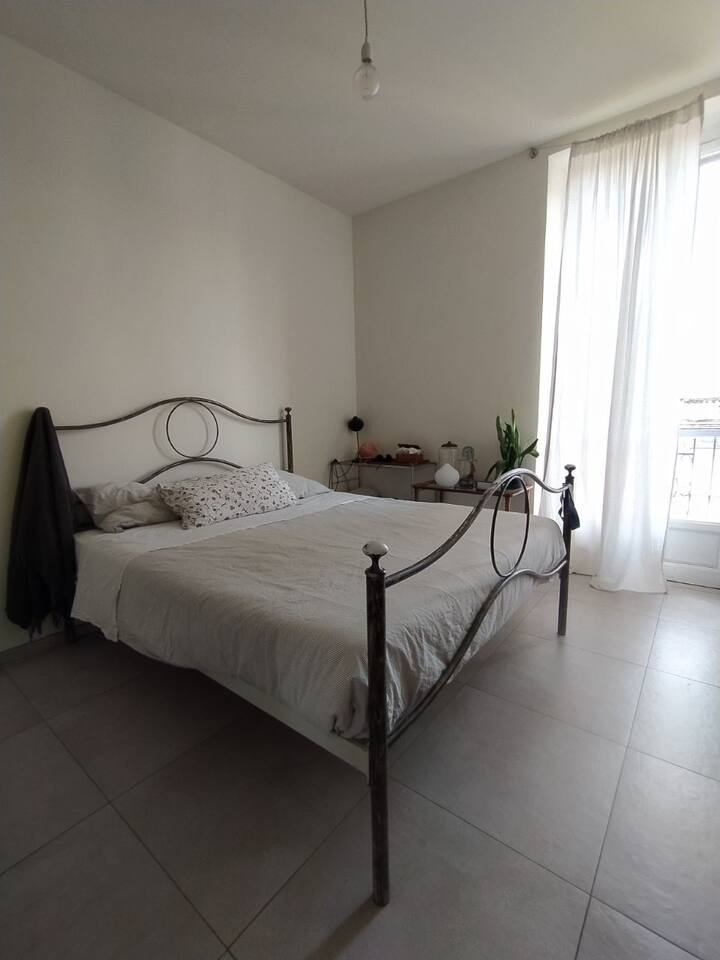 Private Room in Bright Apartment Apartments for Rent in Torino