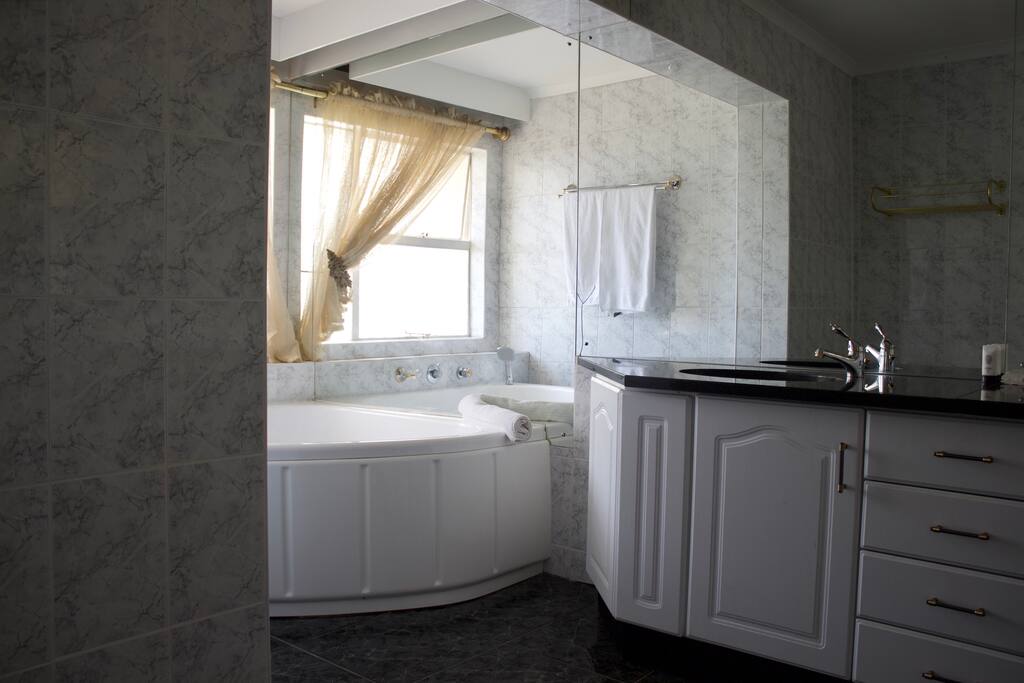 Family room bath