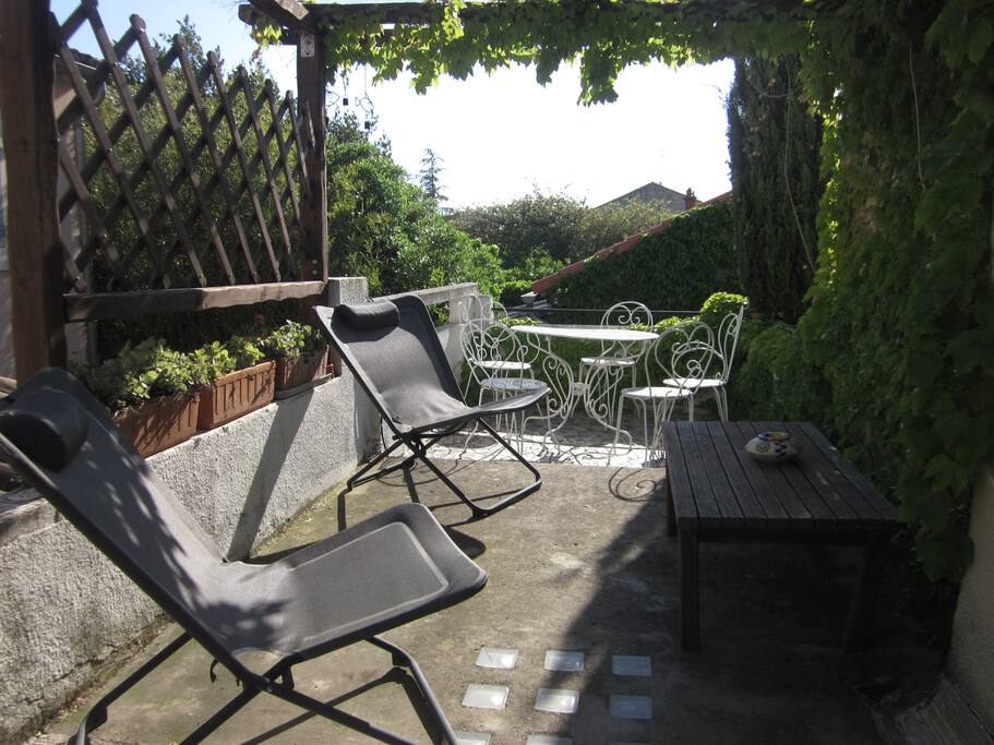 Une terrasse privative au même niveau