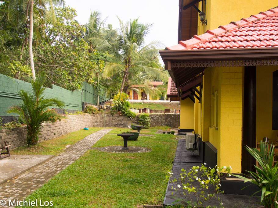 Side garden