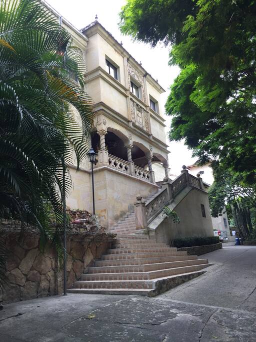 Bellisima construcción colonial
