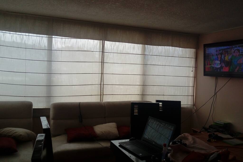 Comedor y televisión