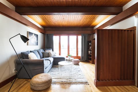 Popular Airbnb listing: La Villa du Notaire – Vacation home in Lévis