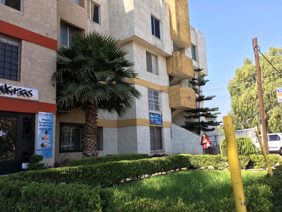 Fachada del edificio / Building facade