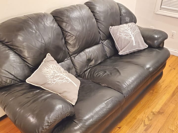 Modern 2 Br, Wood Floors, W/d, Steps To Light Rail - Jersey City, NJ