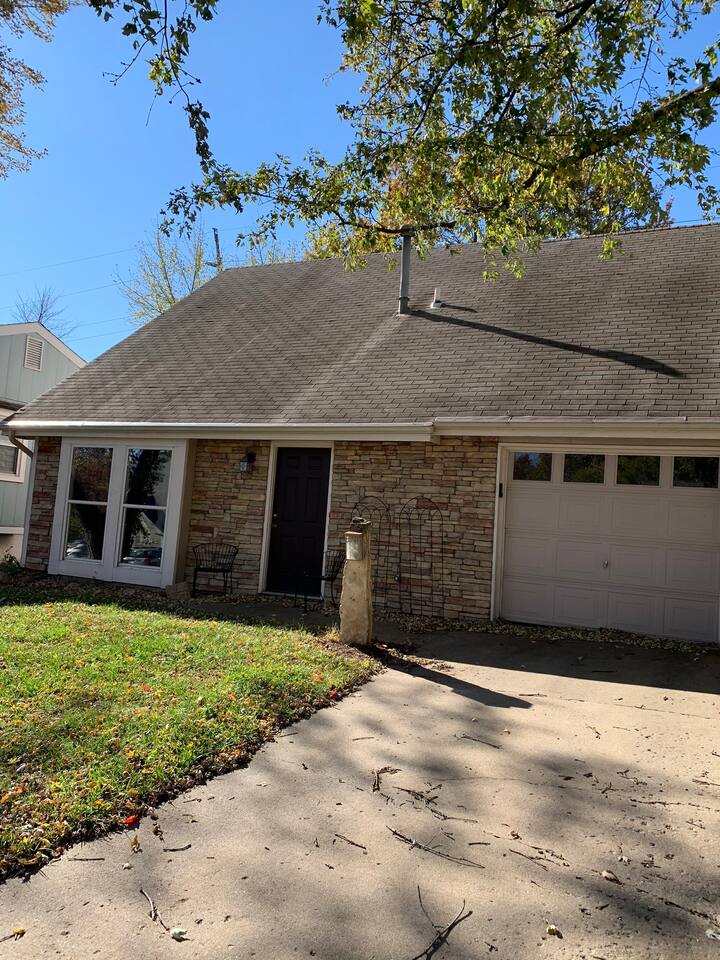 Clinton Lake Vacation Rentals & Homes Kansas, United States Airbnb