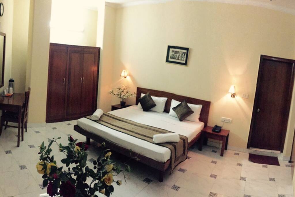 Super Deluxe Room