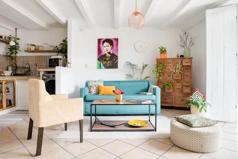 Cheerful Mexican Loft at Los Sapos