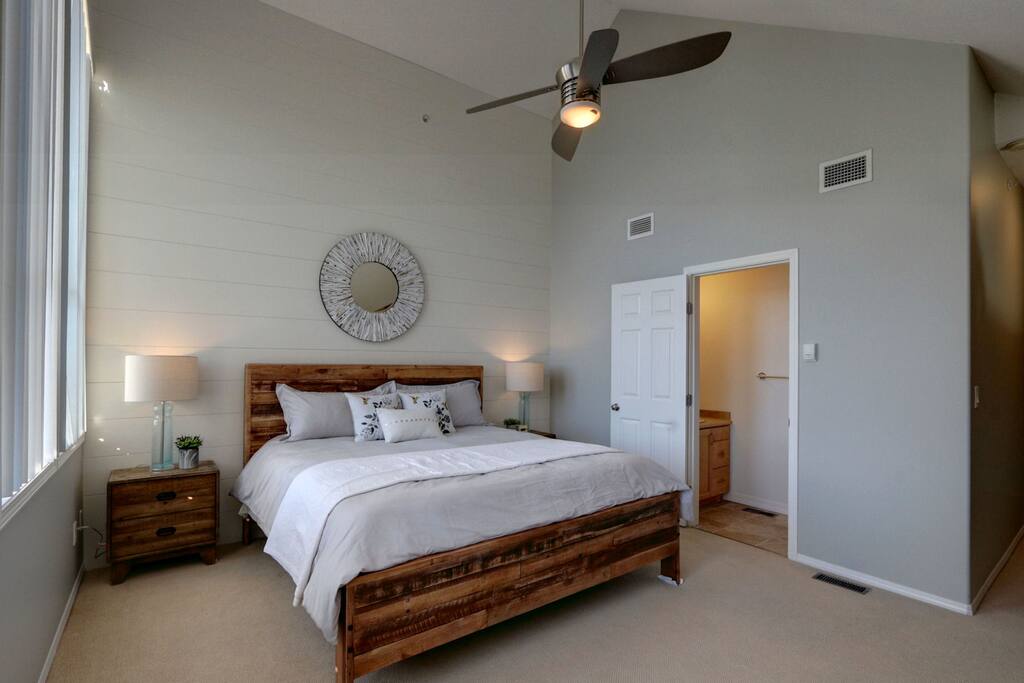 Open Loft Bedroom with King Bed
