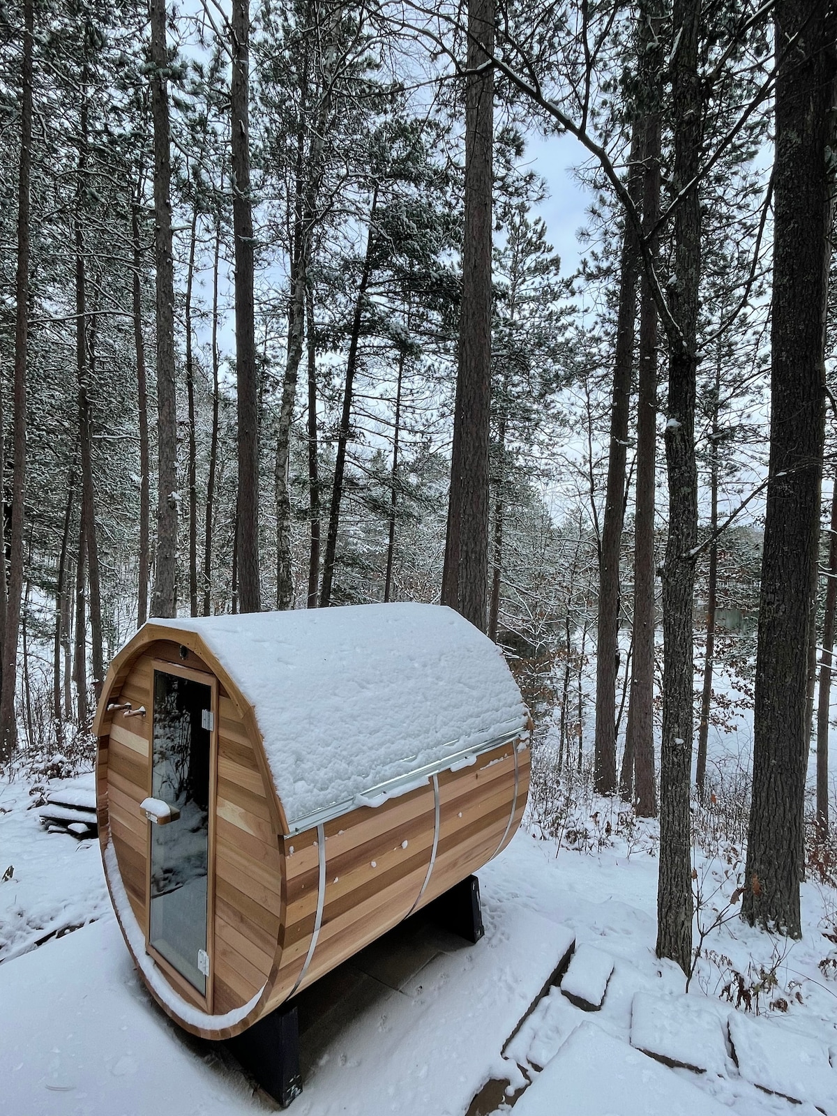 Lakefront, 4 Season, Woodstove | Perry Pines Yurt - Yurts