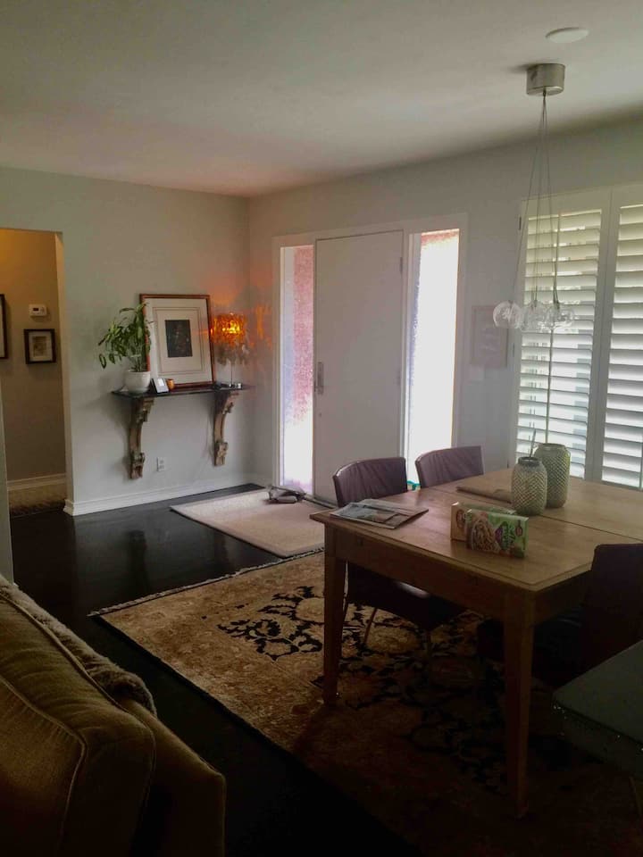 Beautiful home with Equal distance to all resorts!