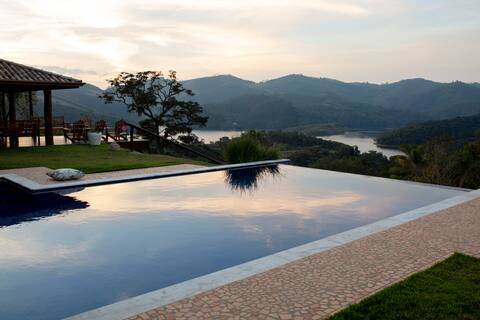 Beautiful mountain house
Amazing top pool view