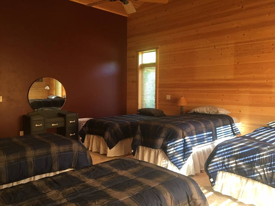 upstairs bedroom sleeps 5