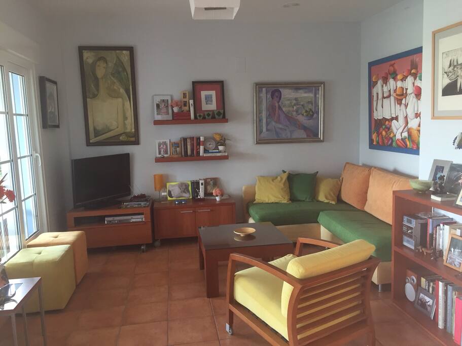 Amplio salón