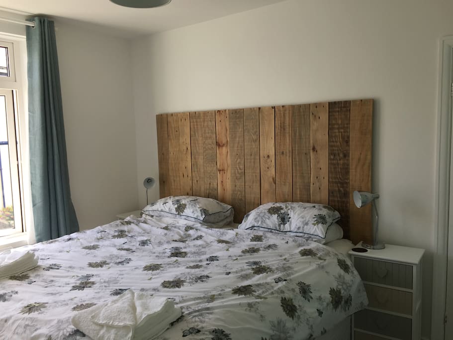 Superking Bed