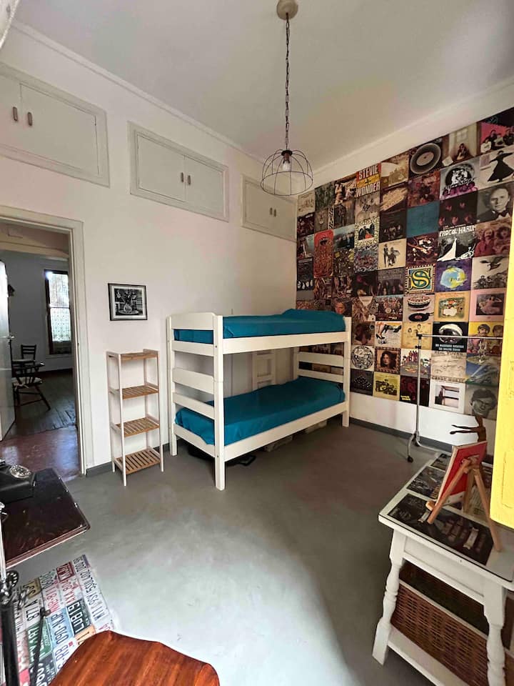 საძინებელი 2