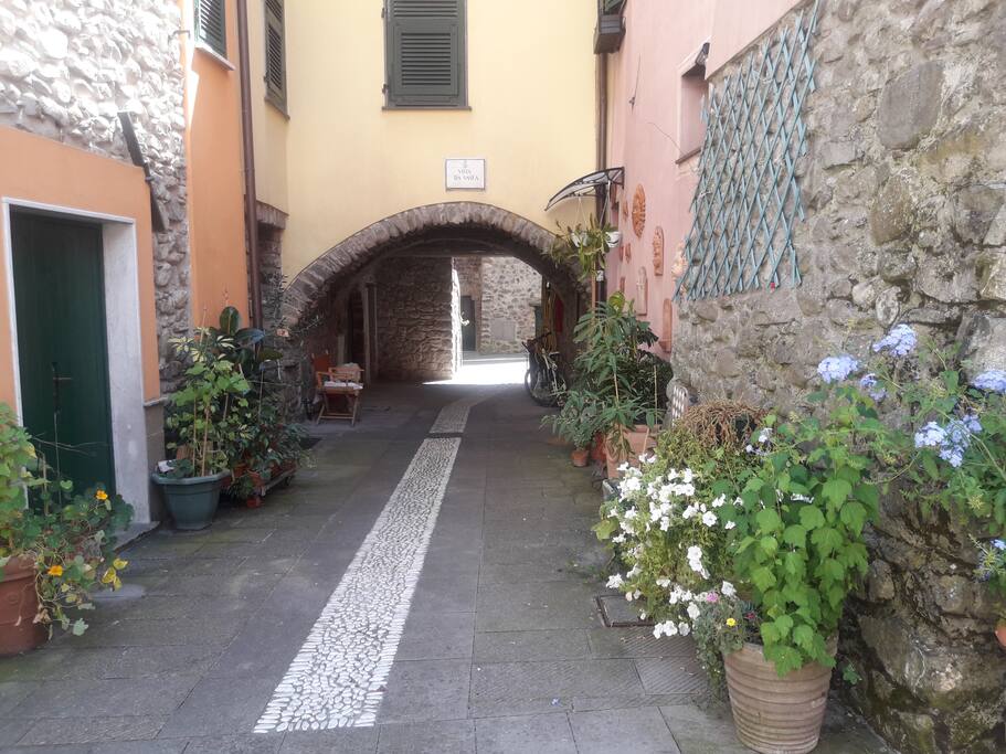 Arco nel borgo