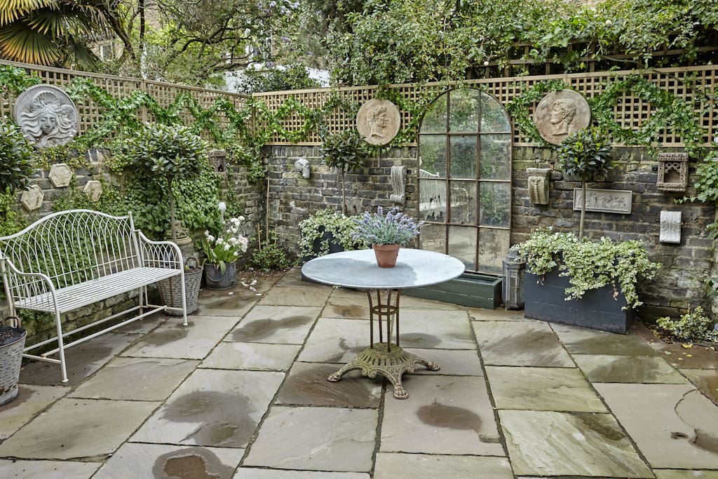 Gorgeous Garden.