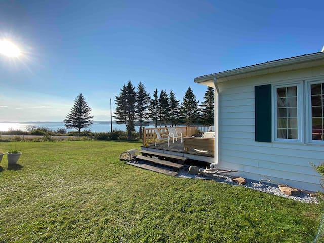 Bay Watch Cottage, on the Bay of Fundy gallery image 3