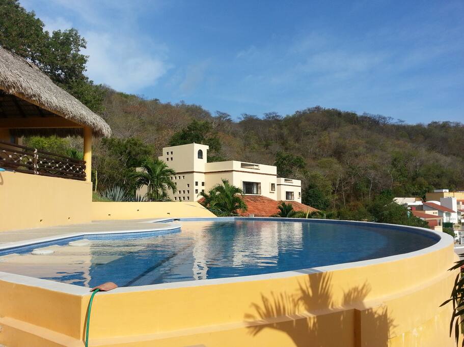 Swimming pool share for four houses and vıew of house 3 and 4