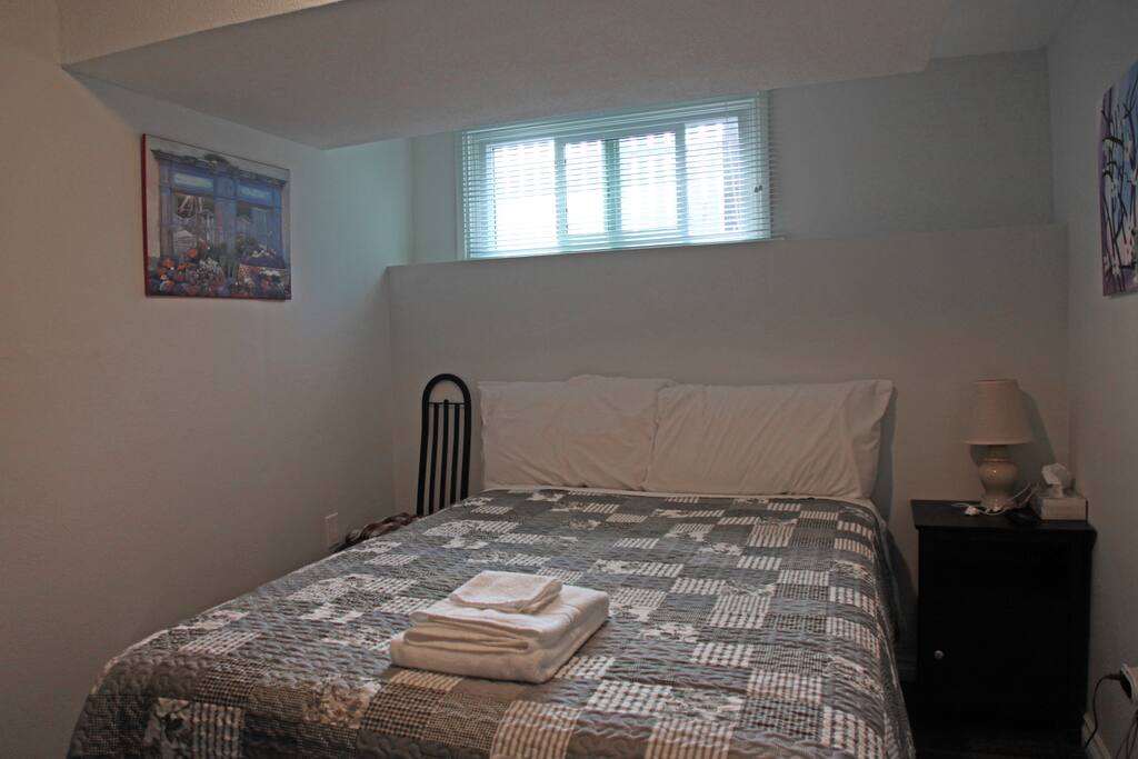 2nd bedroom with double.